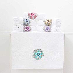 FİESTA SOFT BUKLE 3D NAKIŞLI SİNEM HAVLU/6 LI KUTU/50X90/2079-1 - FİESTA